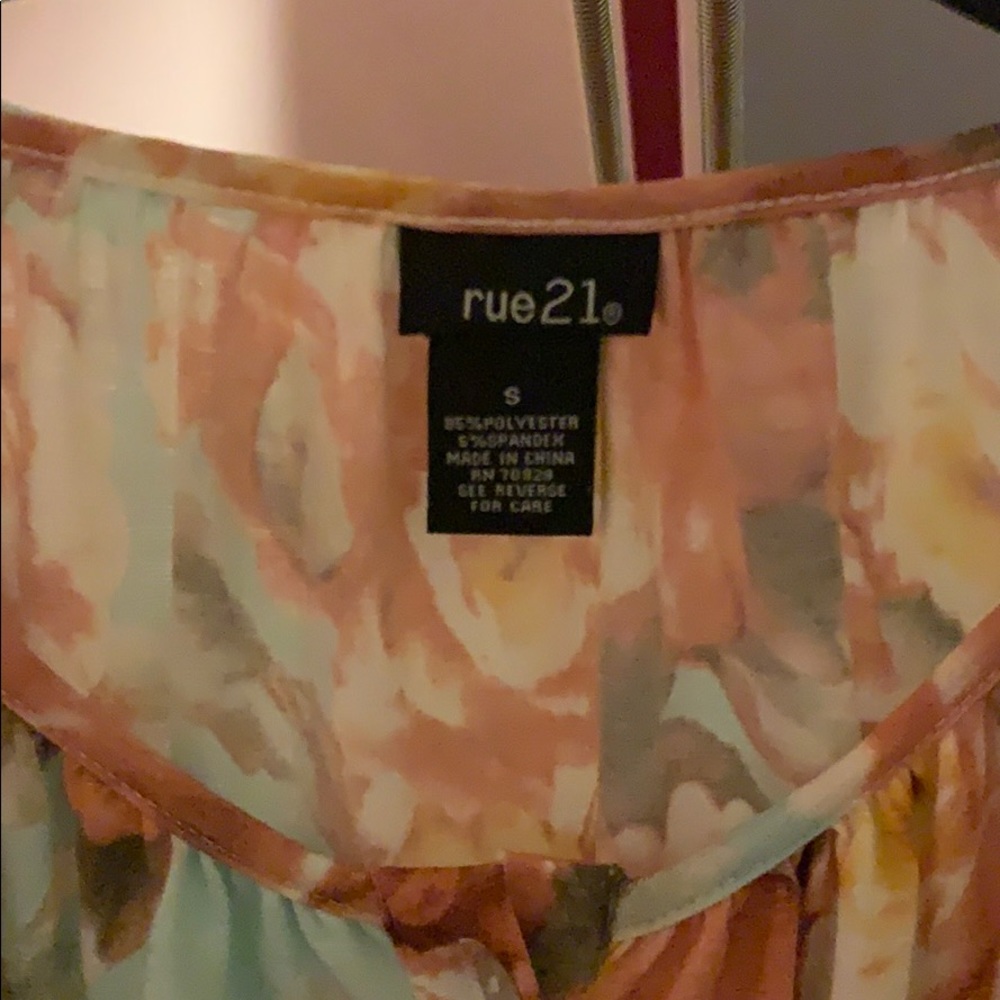 Blouse - Picture 2 of 2